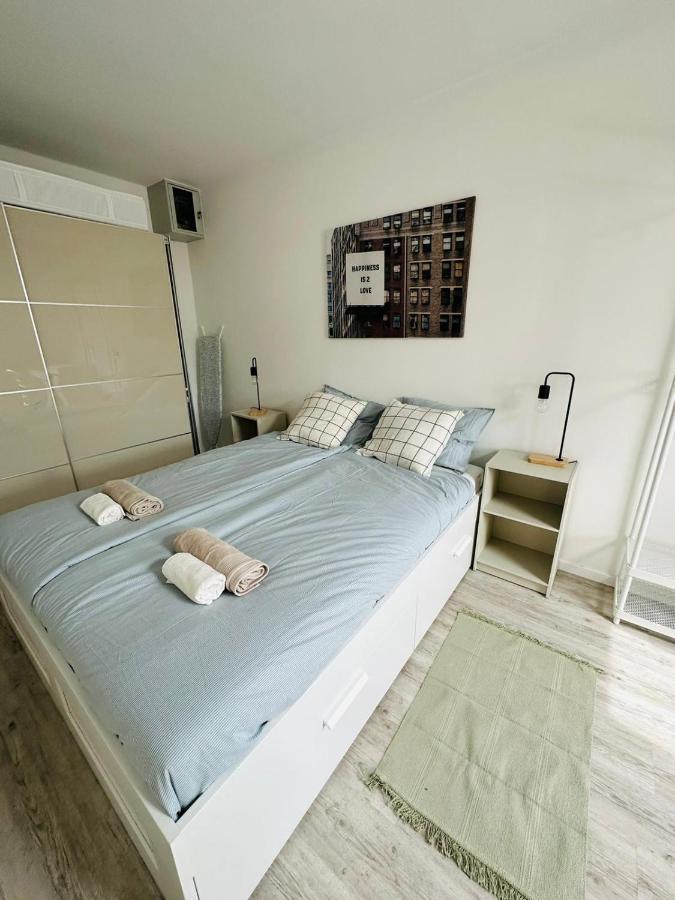 Palace Quarter 1 Peaceful Modern Central Top Floor Apartment Budapeste Exterior foto